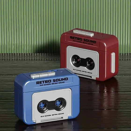 Retro voice recording keychain