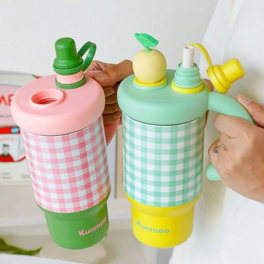 Kawaii Gingham Apple Water Bottle with Straw & Handle – Cute Reusable Bottle